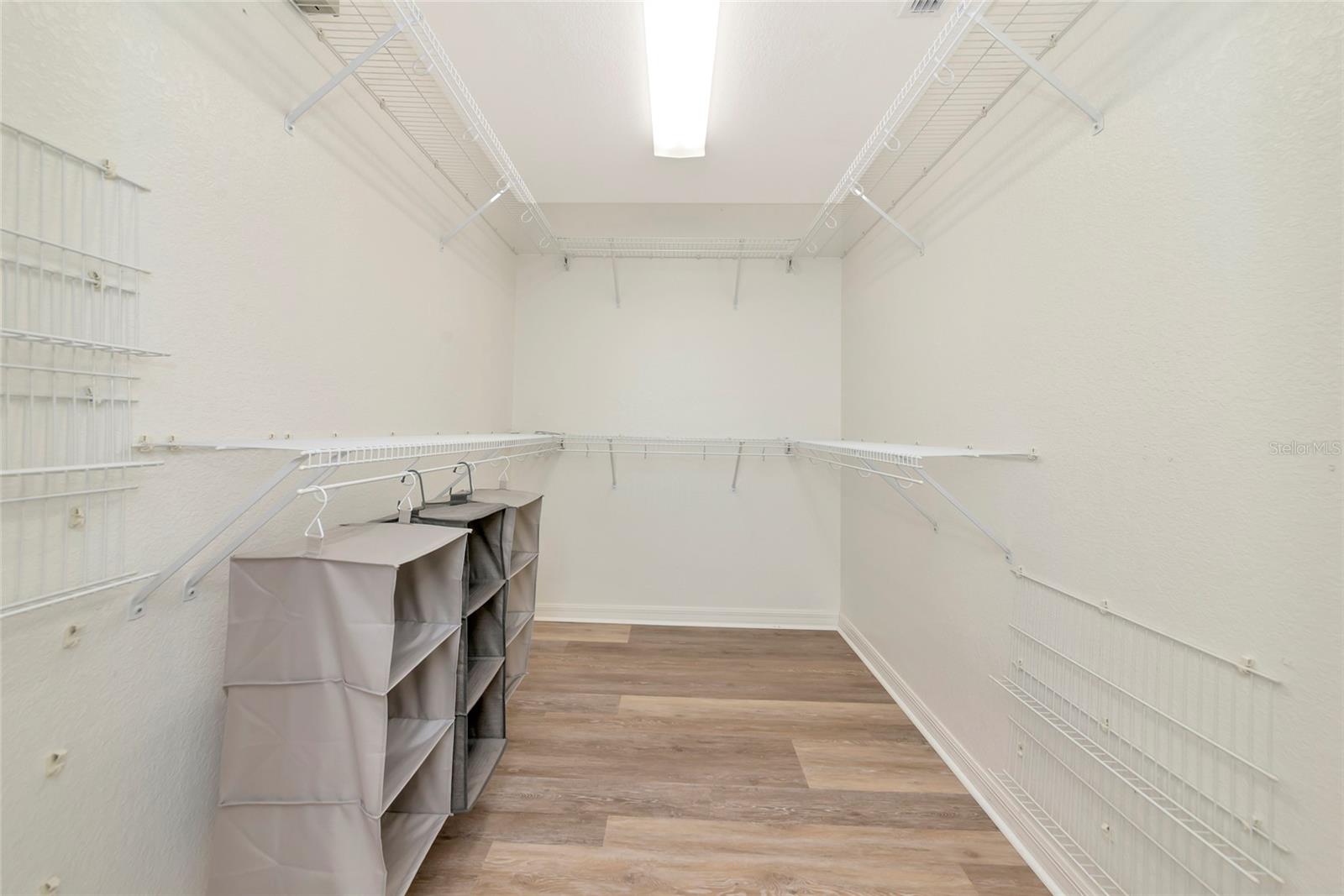 Image 9 of 45 For 1730 Hudson Street