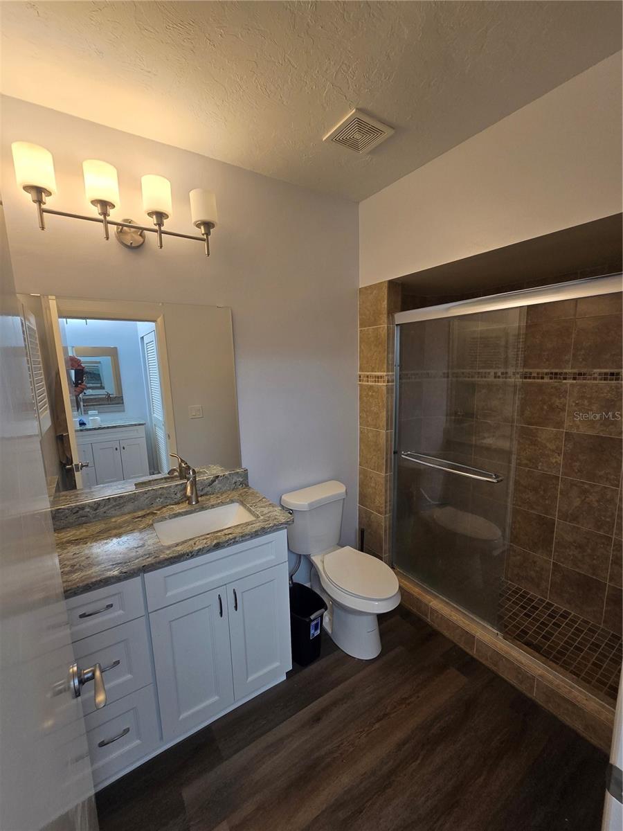 Image 22 of 32 For 4548 Forest Wood Trail 27