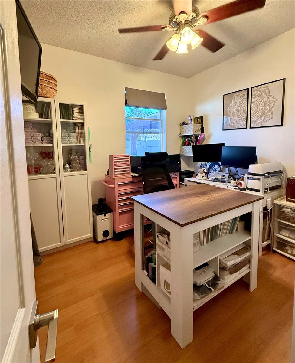 Image 14 of 25 For 14138 Castlerock Drive