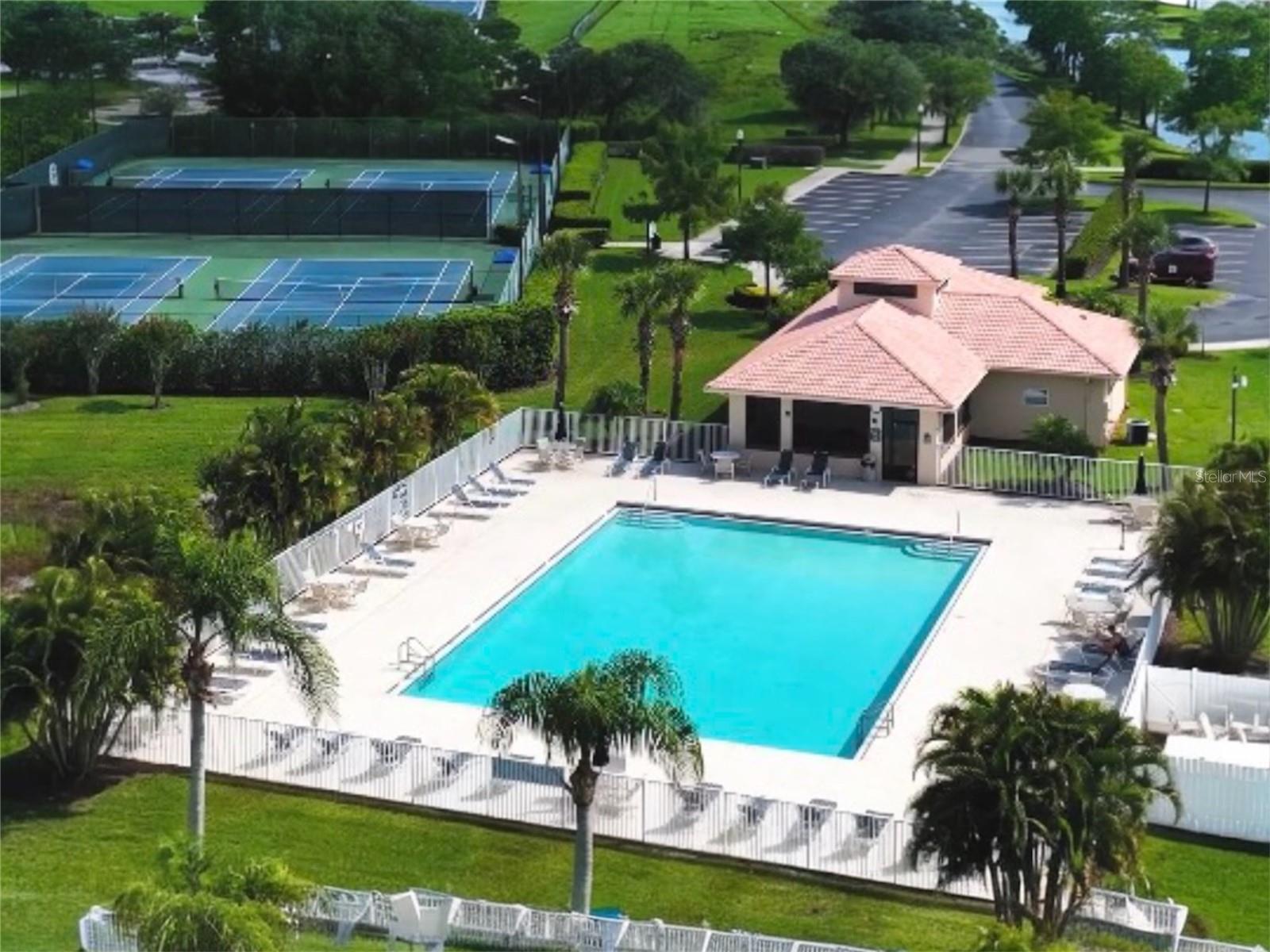 Image 24 of 25 For 14138 Castlerock Drive