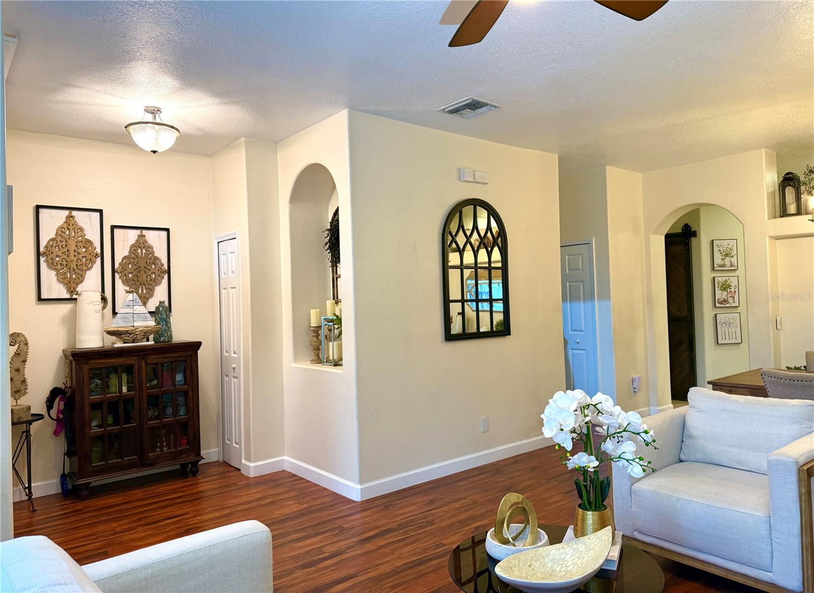 Image 3 of 25 For 14138 Castlerock Drive