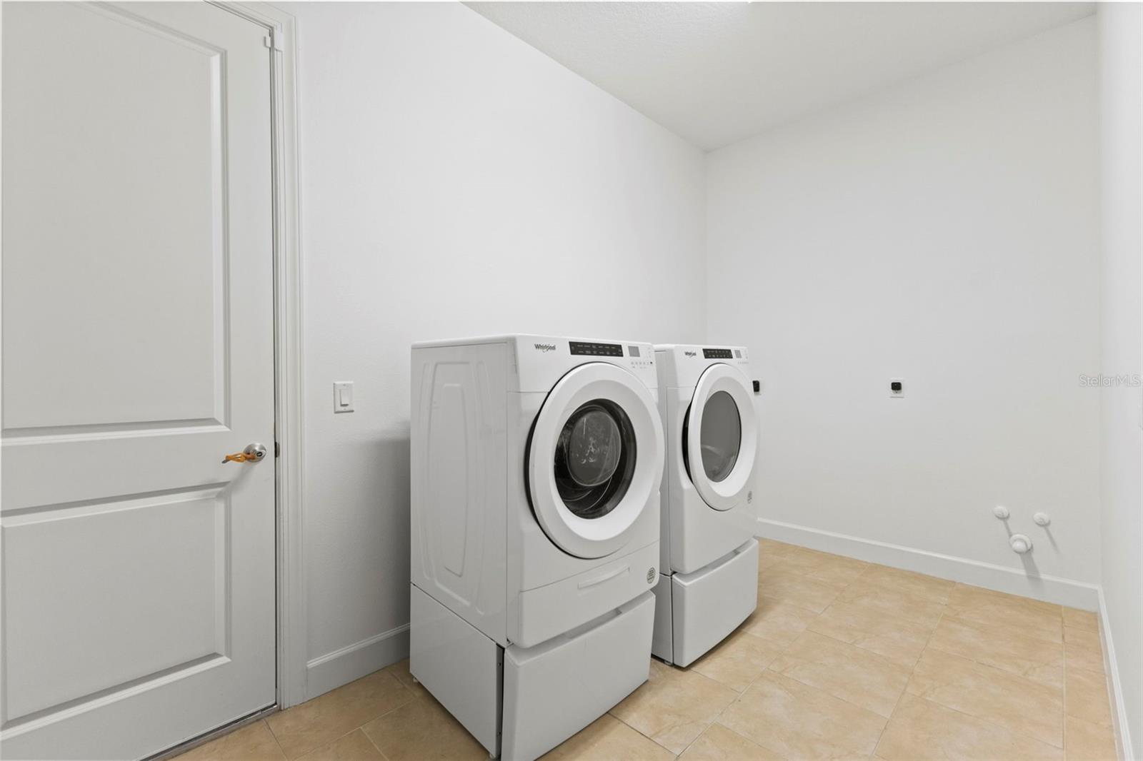 Image 35 of 57 For 4921 Tivoli Run