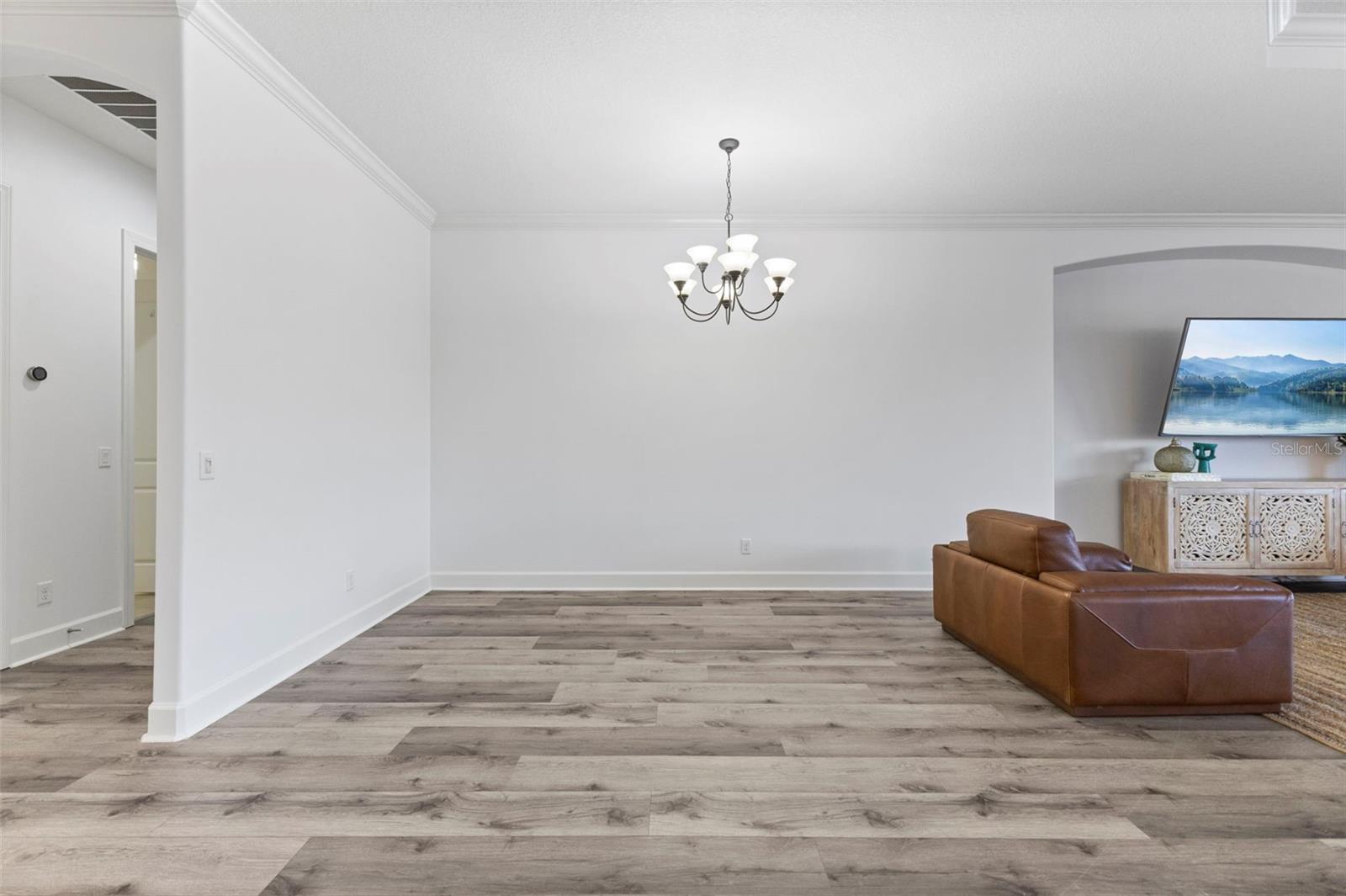 Image 7 of 57 For 4921 Tivoli Run