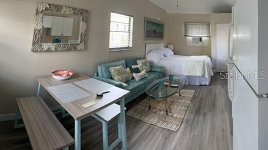 Image 8 of 13 For 111 Avenida De La Isla  A