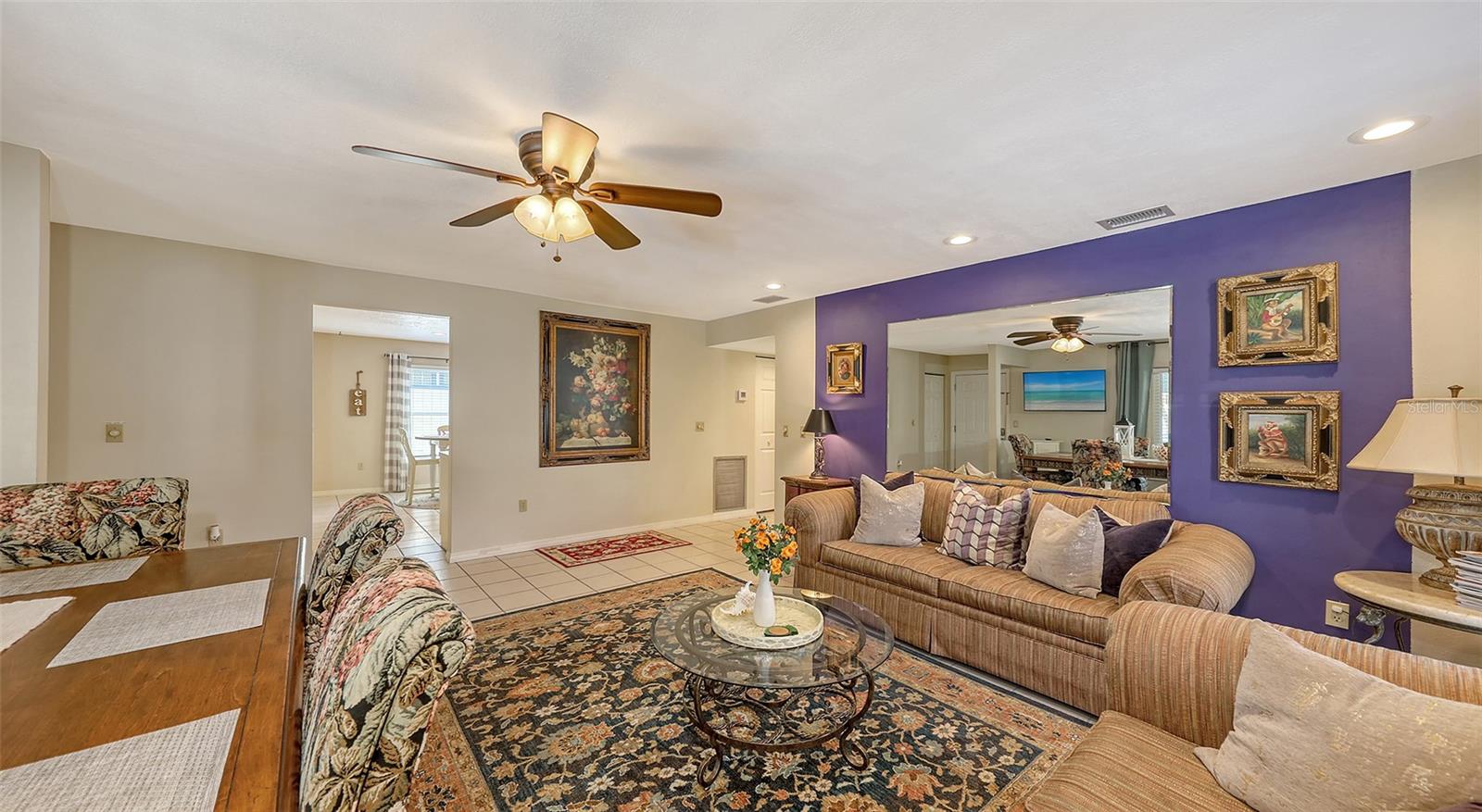 Image 10 of 94 For 126-128 Avenida Veneccia