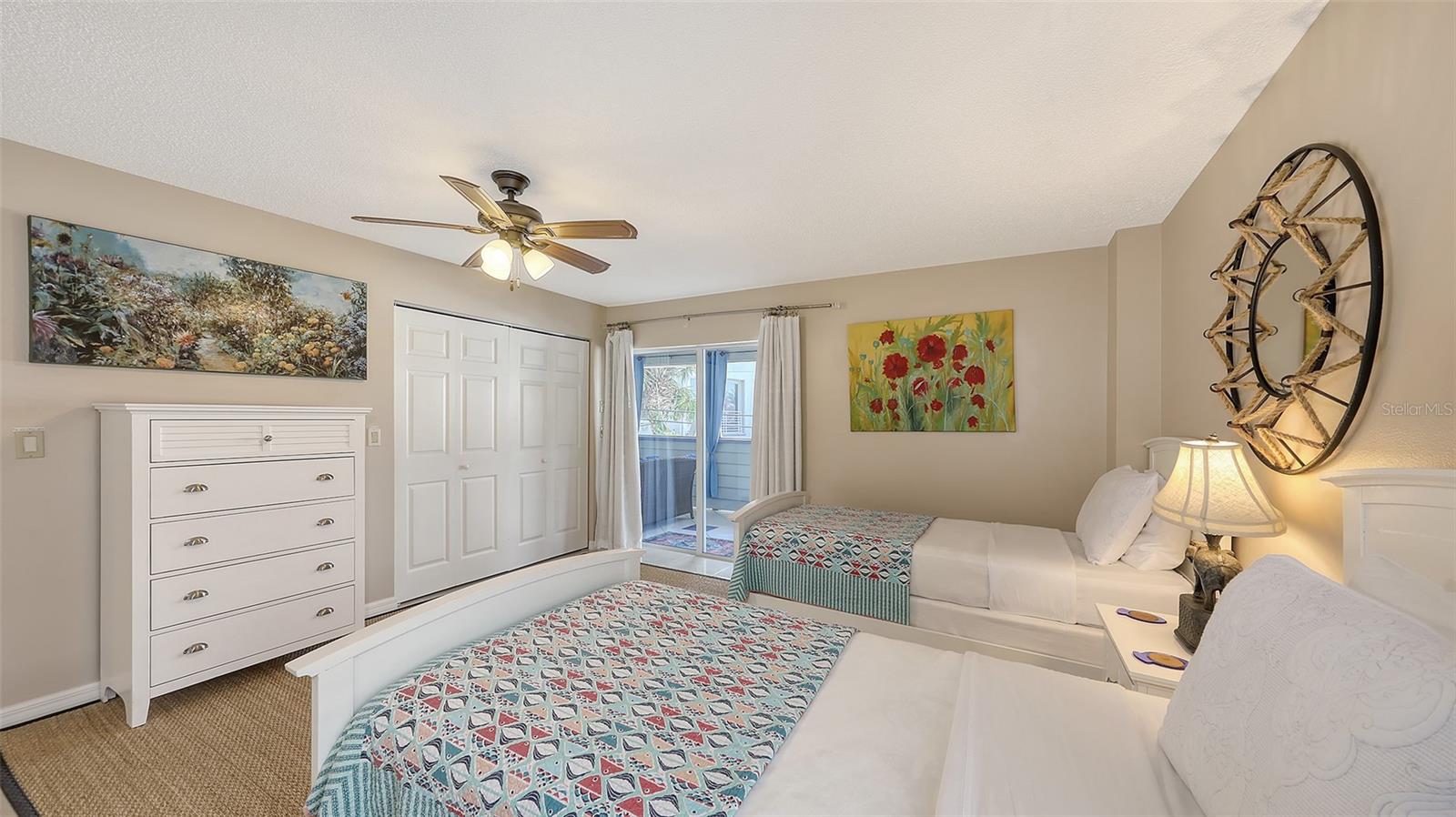 Image 23 of 94 For 126-128 Avenida Veneccia