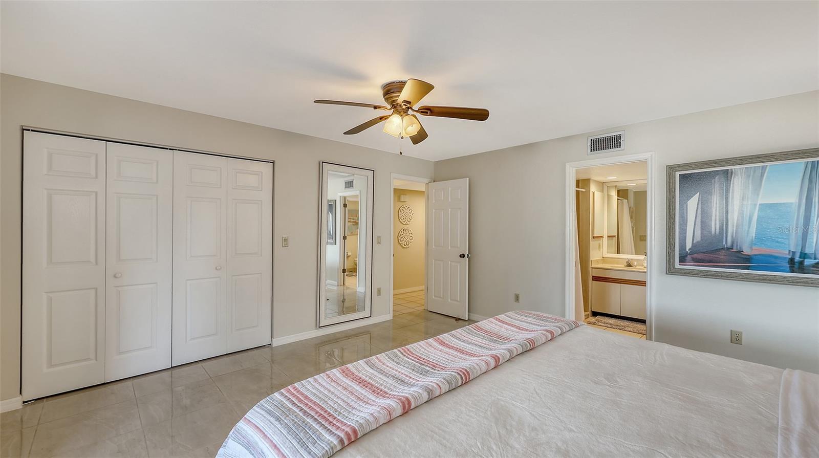 Image 26 of 94 For 126-128 Avenida Veneccia