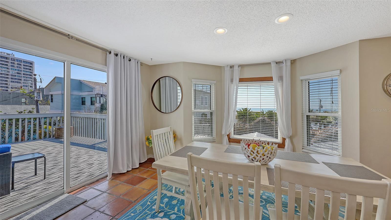 Image 50 of 94 For 126-128 Avenida Veneccia