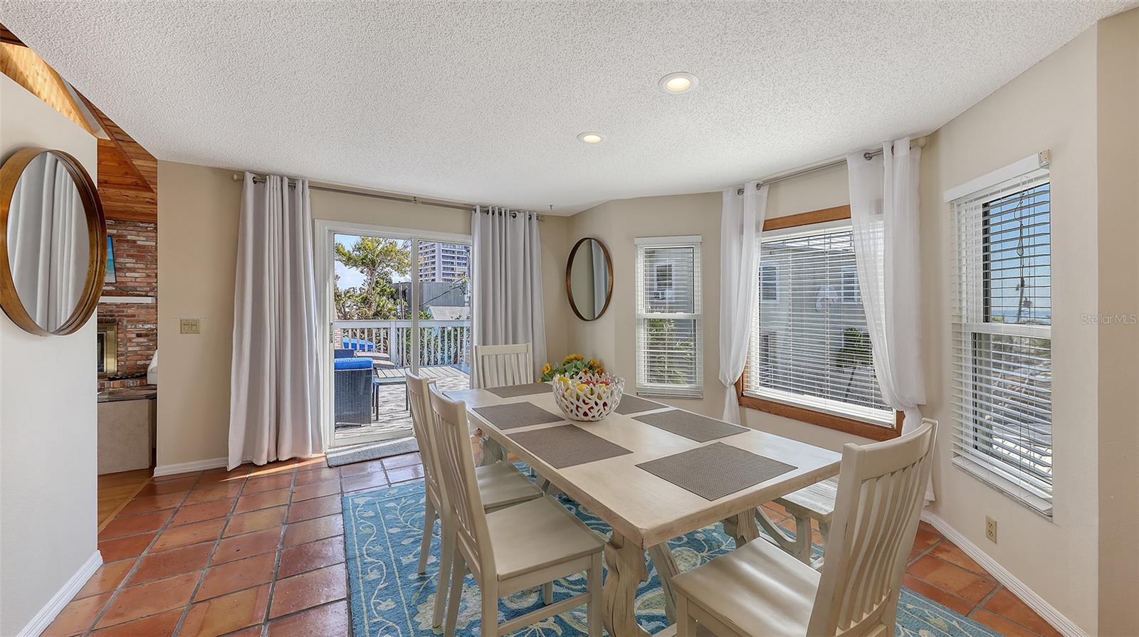 Image 51 of 94 For 126-128 Avenida Veneccia