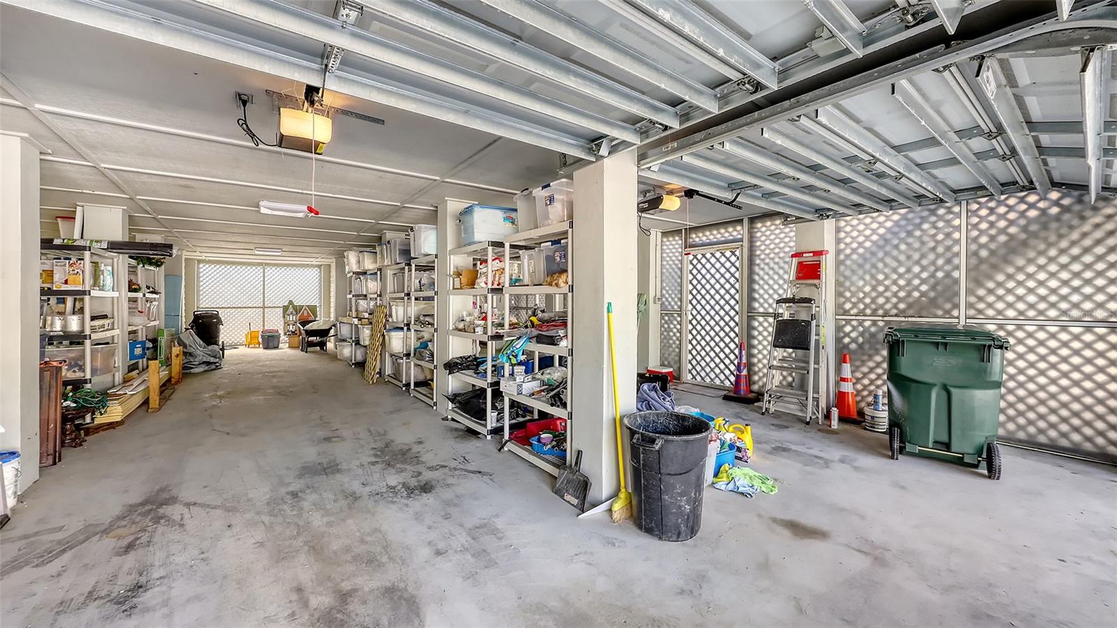 Image 66 of 94 For 126-128 Avenida Veneccia