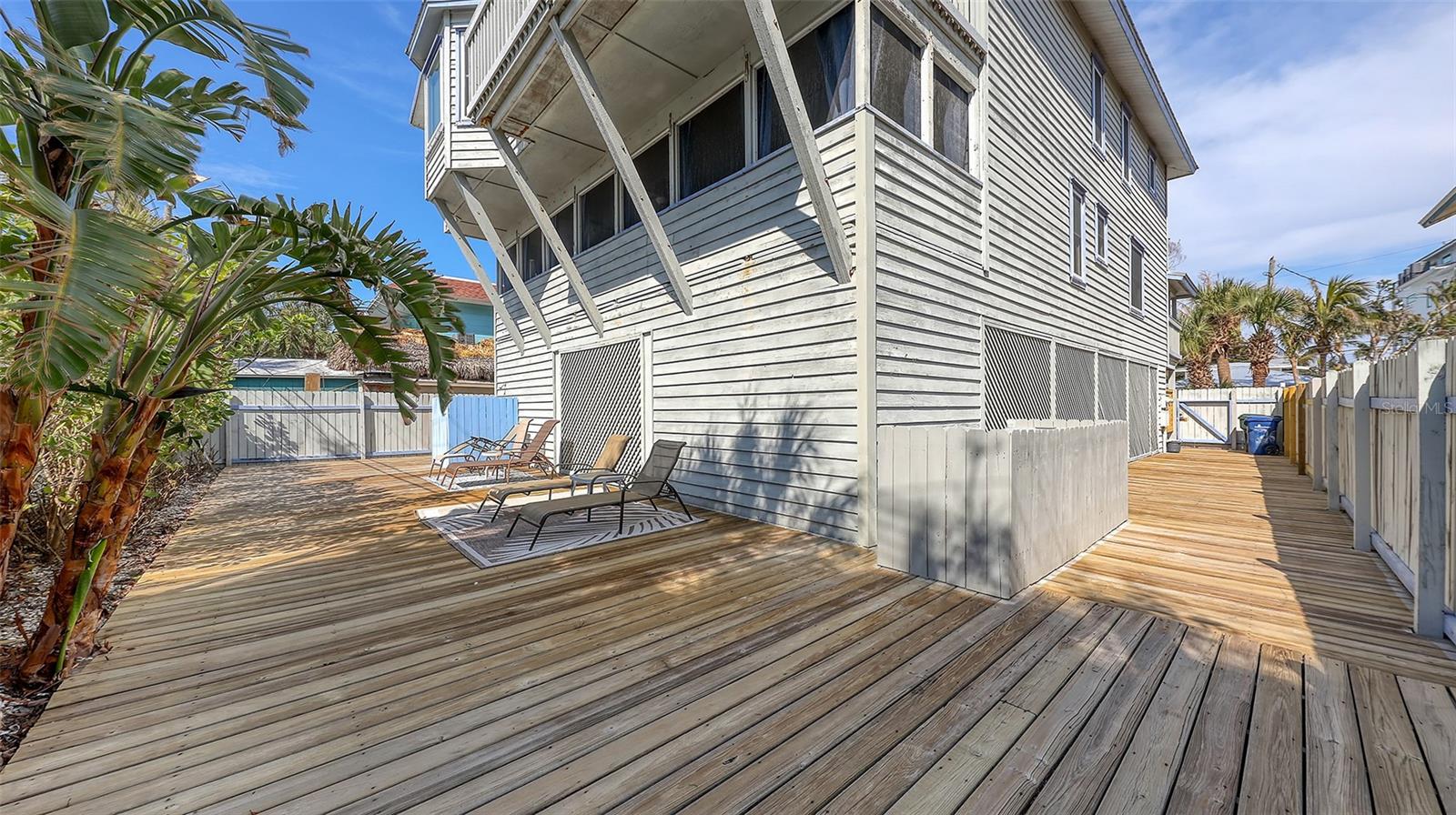 Image 69 of 94 For 126-128 Avenida Veneccia