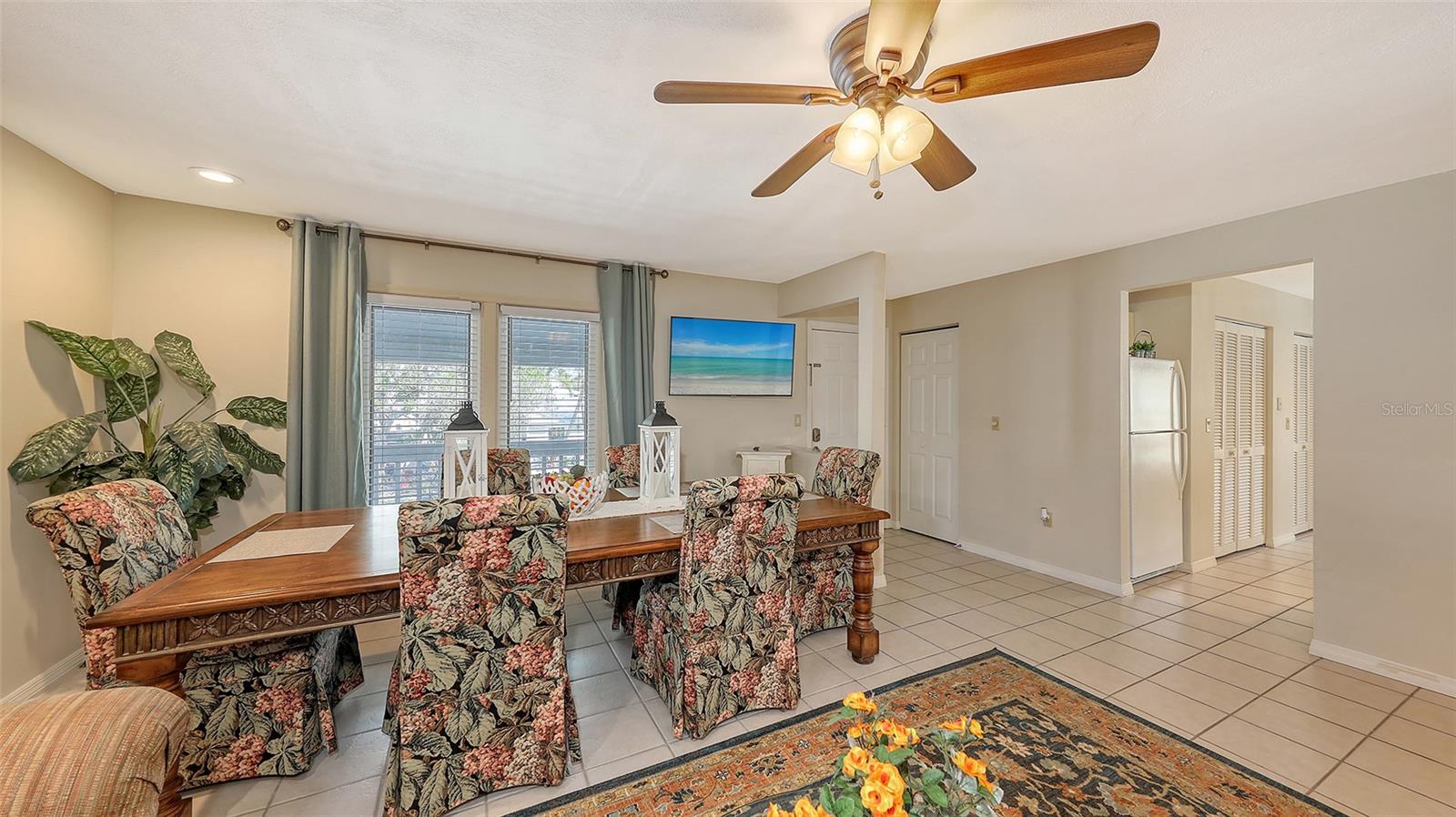 Image 9 of 94 For 126-128 Avenida Veneccia