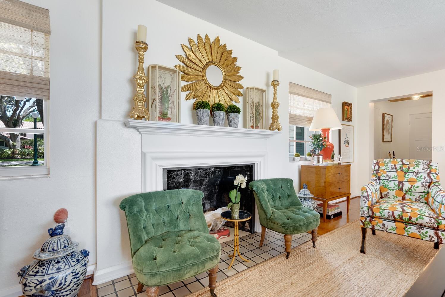 Image 11 of 77 For 1542 Gulfview Drive