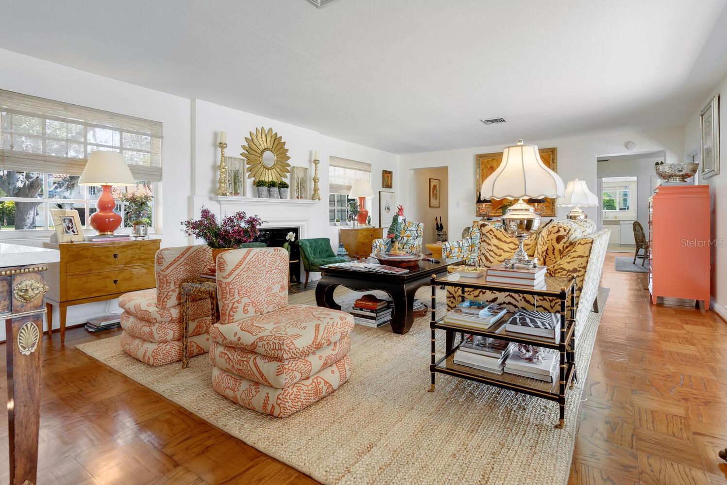 Image 14 of 77 For 1542 Gulfview Drive