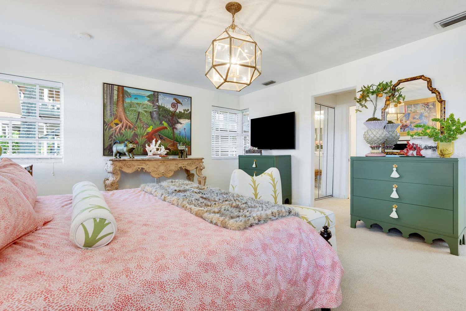 Image 27 of 77 For 1542 Gulfview Drive