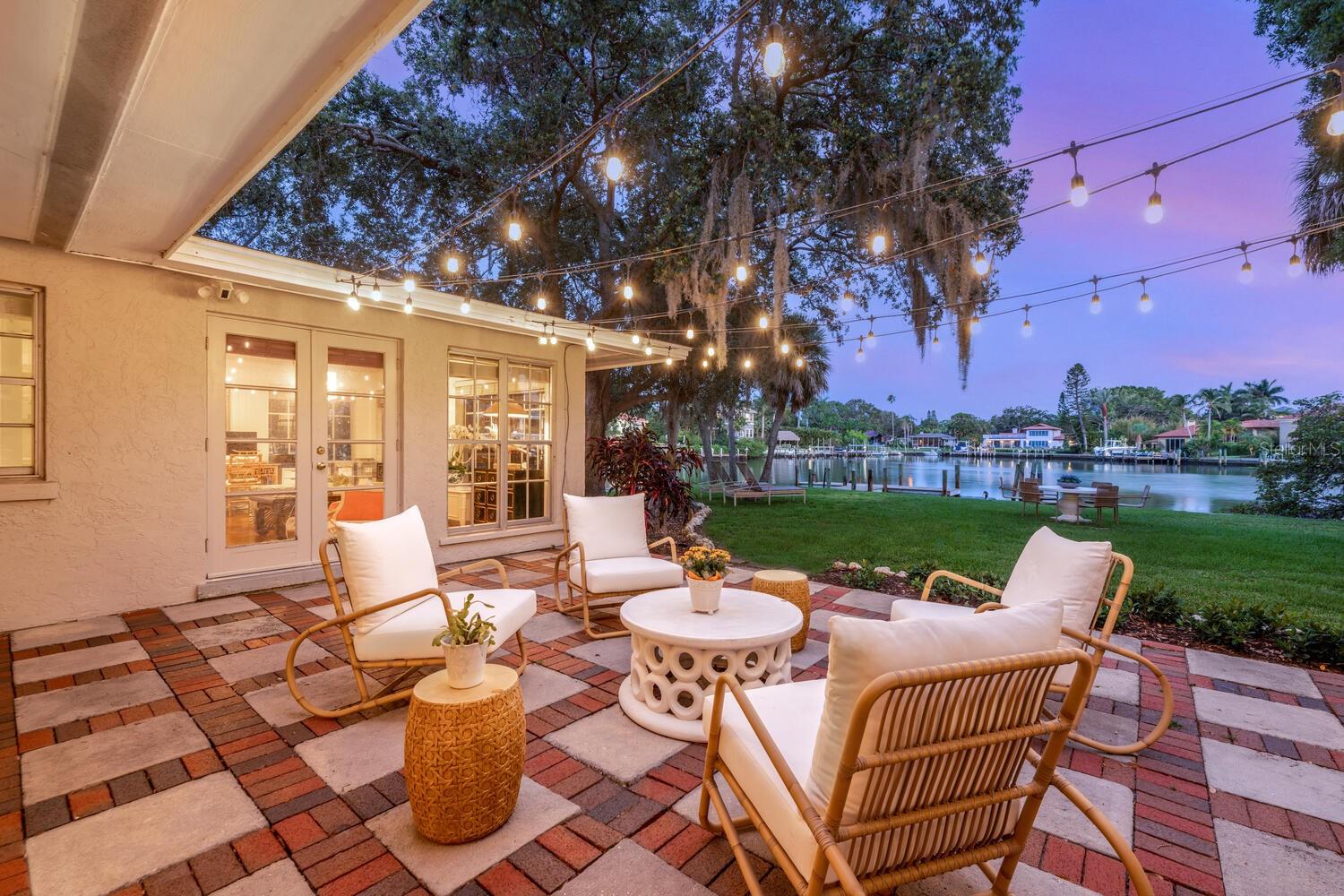 Image 55 of 77 For 1542 Gulfview Drive