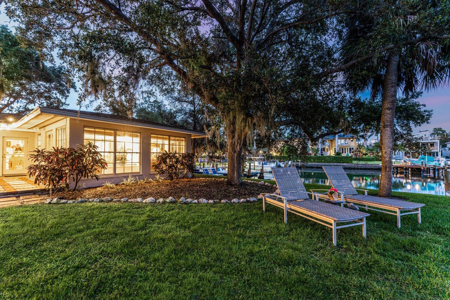 Image 60 of 77 For 1542 Gulfview Drive