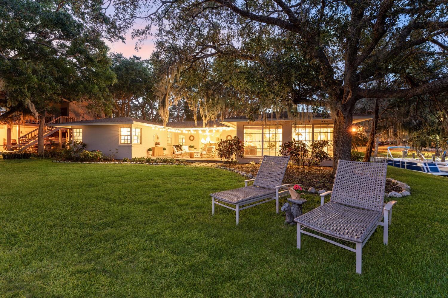 Image 61 of 77 For 1542 Gulfview Drive