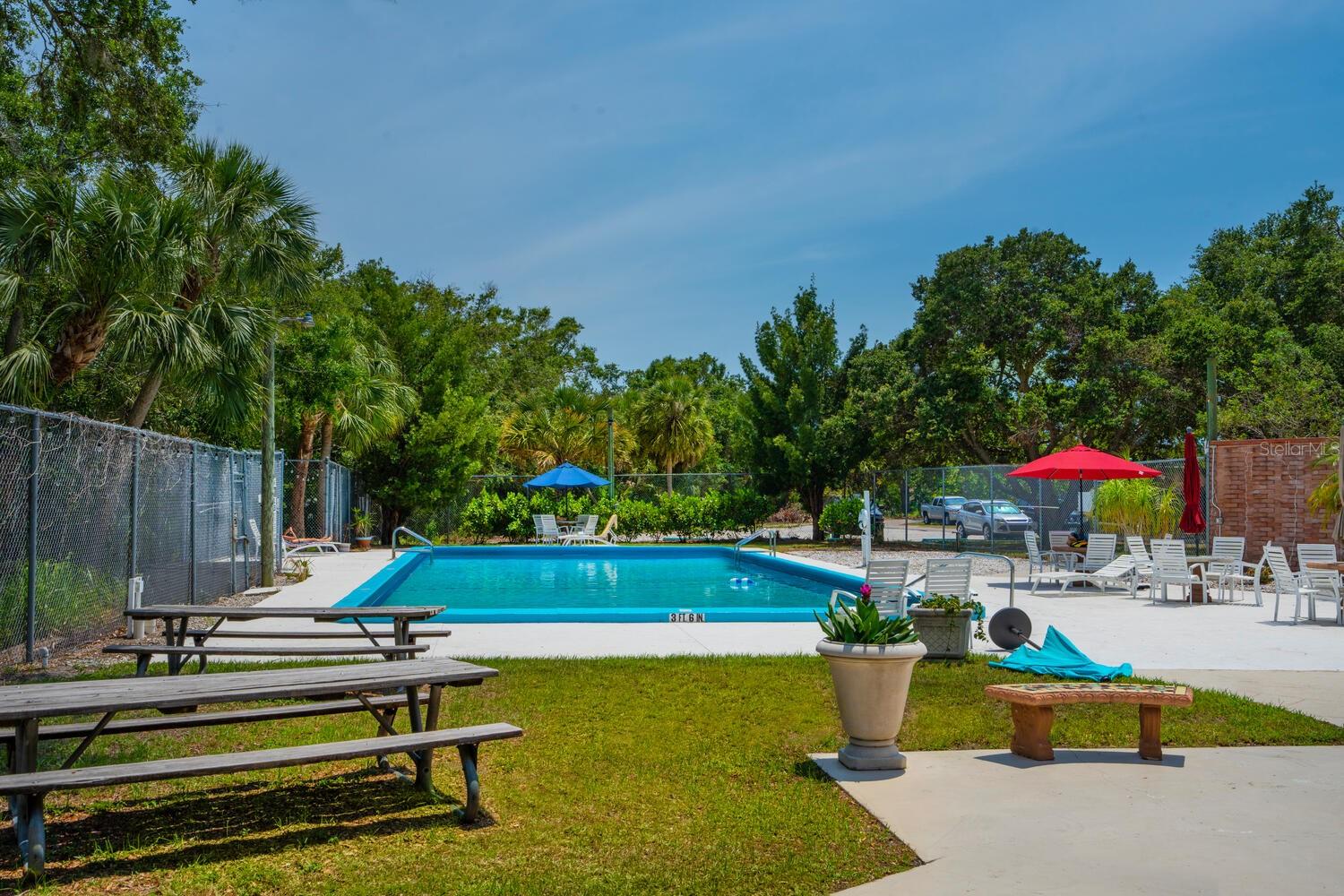 Image 64 of 77 For 1542 Gulfview Drive