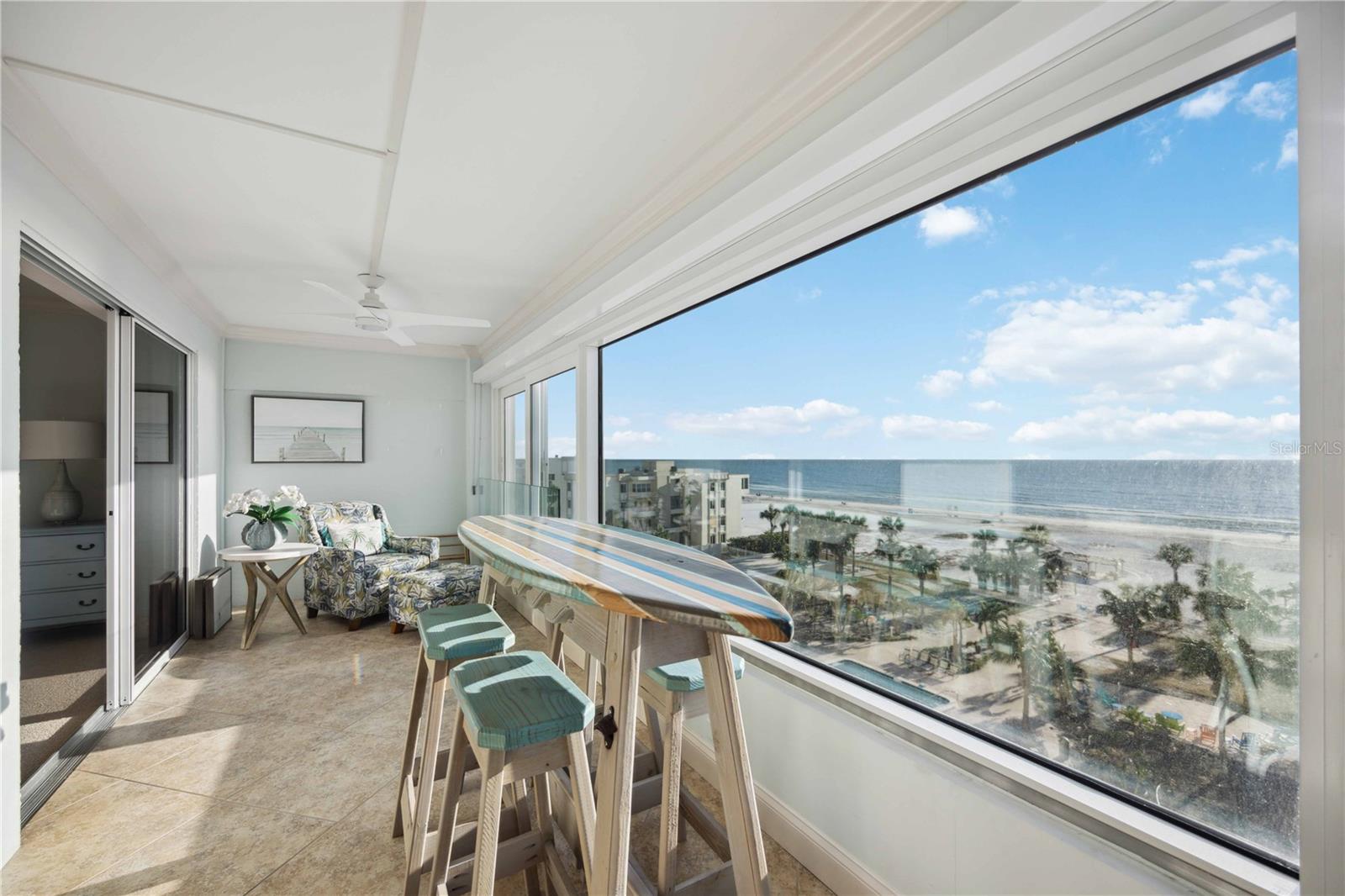 Image 22 of 65 For 6140 Midnight Pass Road 407