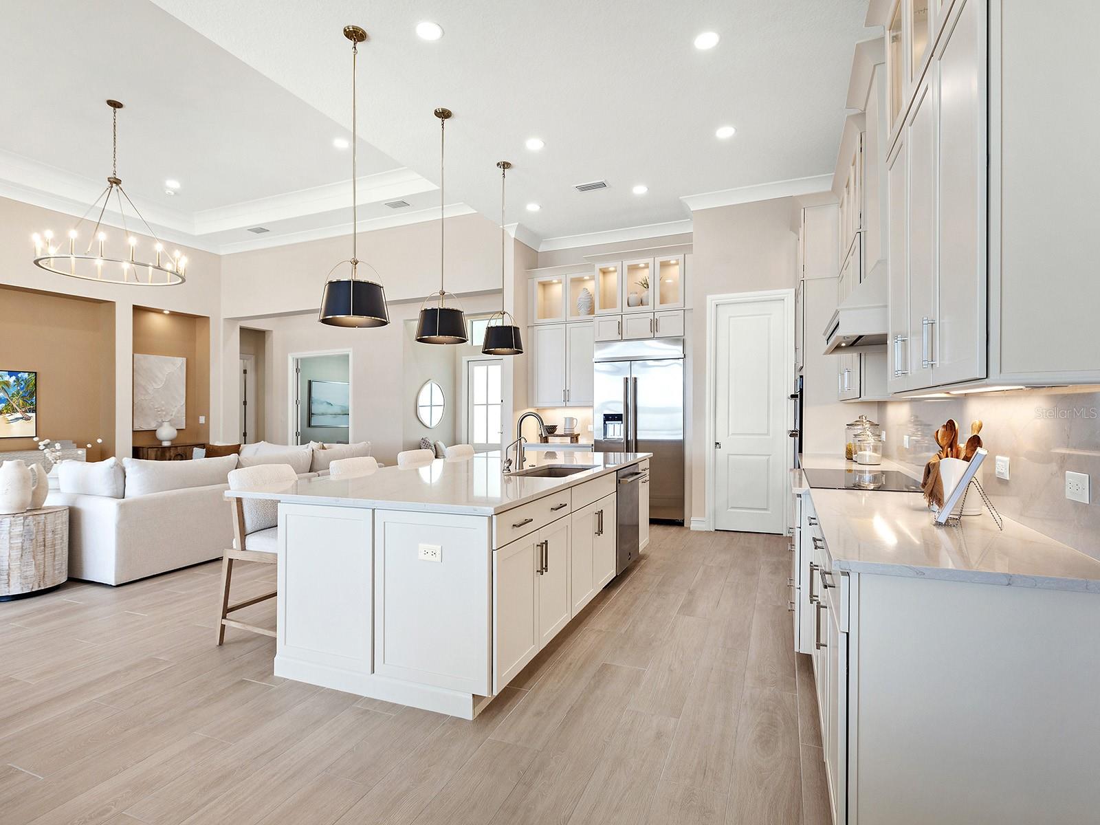 Image 17 of 81 For 508 Blue Shell Loop