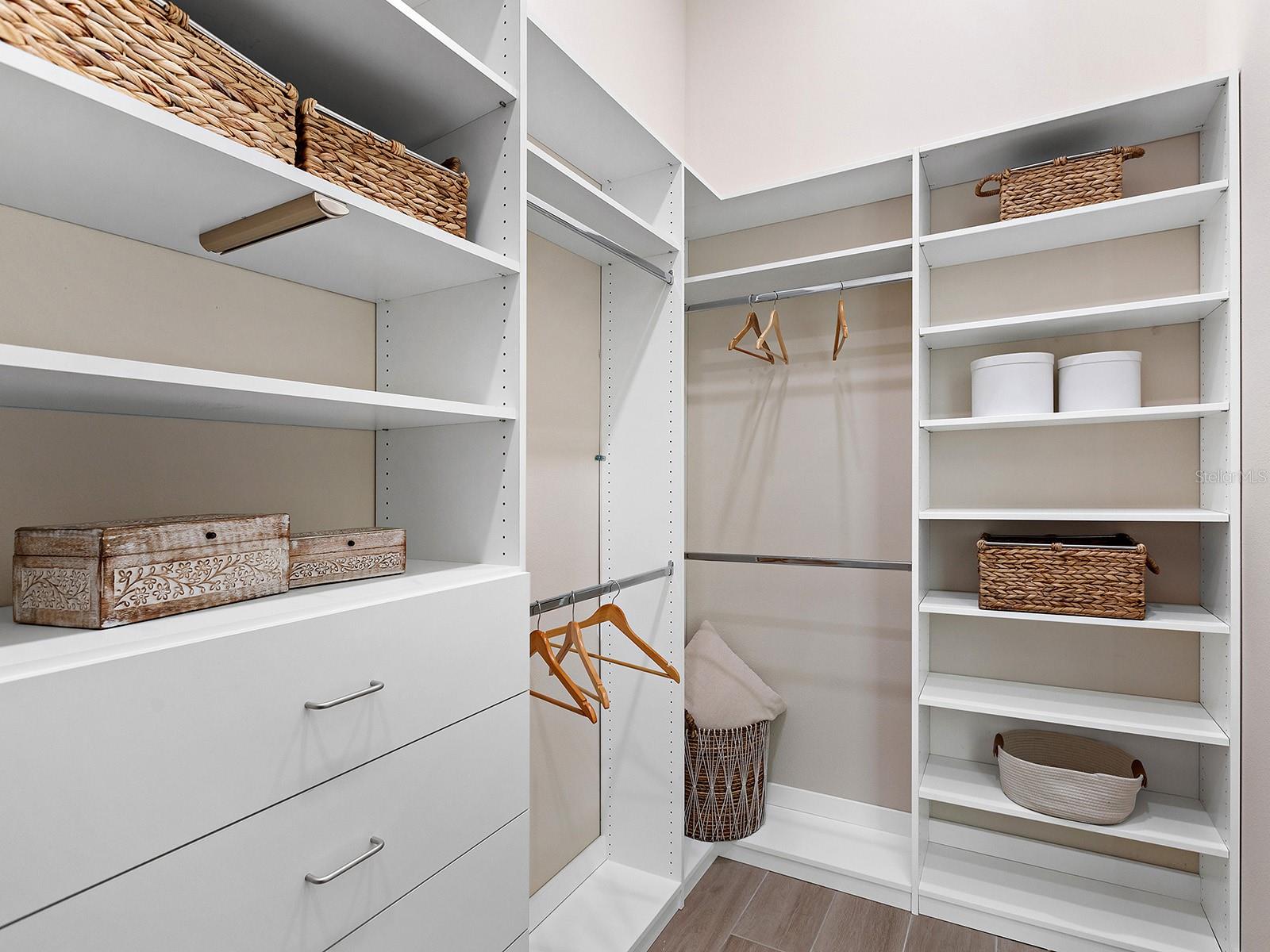 Image 36 of 81 For 508 Blue Shell Loop