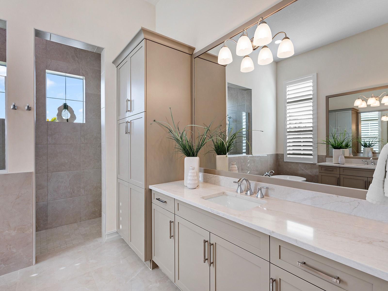 Image 37 of 81 For 508 Blue Shell Loop