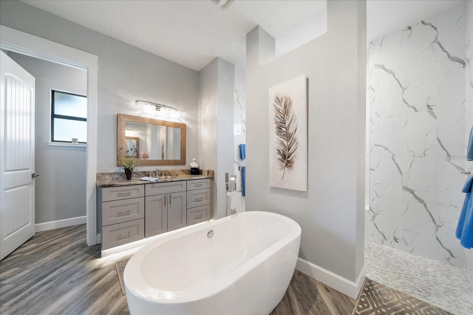 Image 20 of 53 For 15691 Meacham Circle