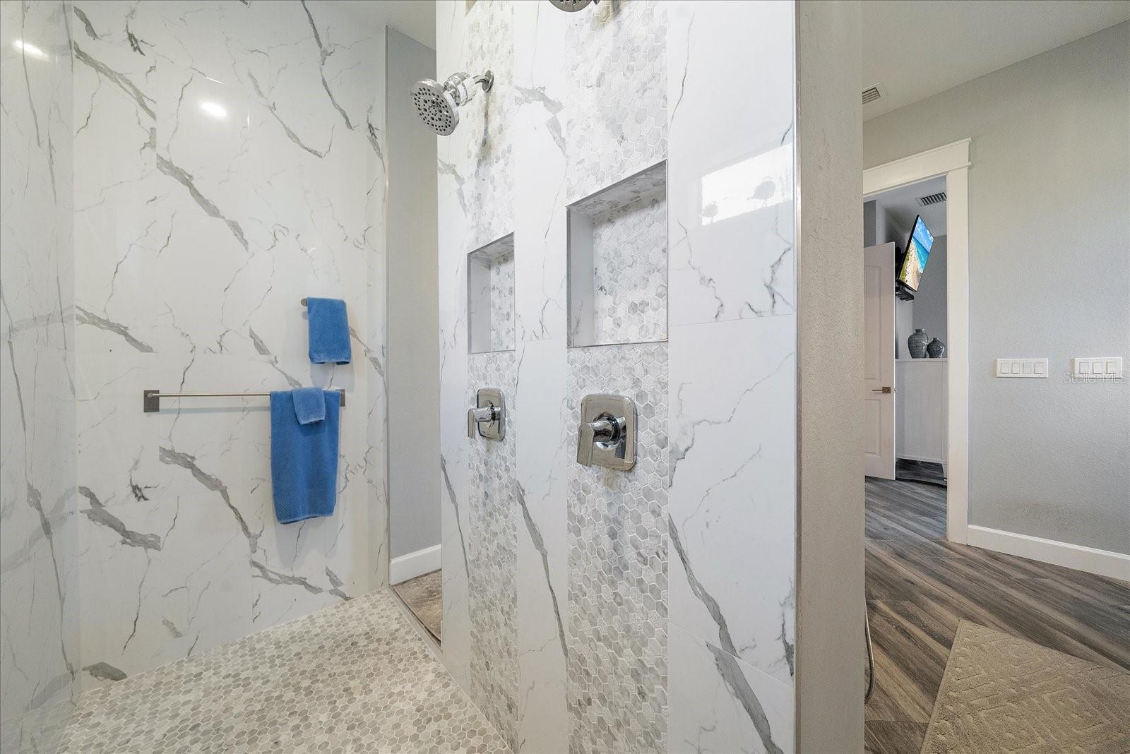 Image 22 of 53 For 15691 Meacham Circle