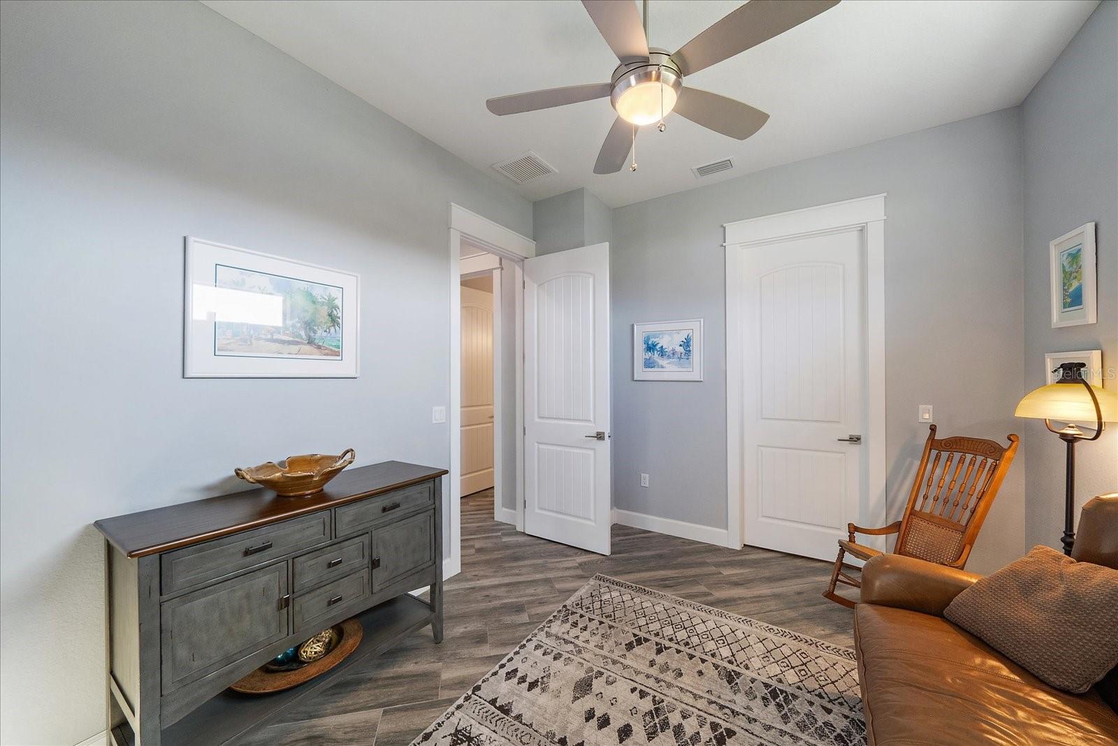 Image 27 of 53 For 15691 Meacham Circle