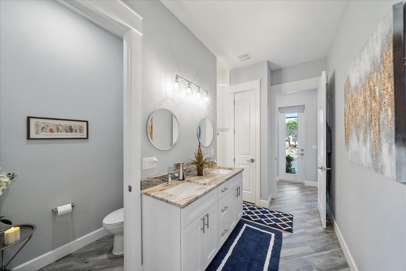 Image 28 of 53 For 15691 Meacham Circle