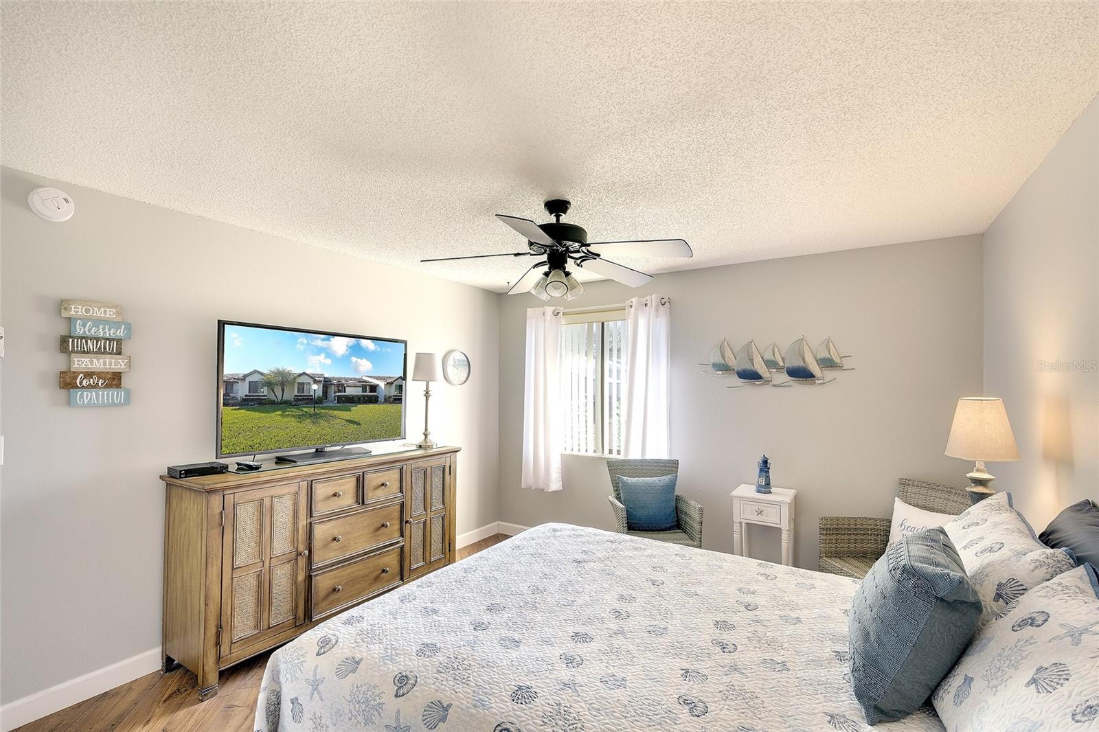 Image 16 of 24 For 5903 36th Avenue Circle W