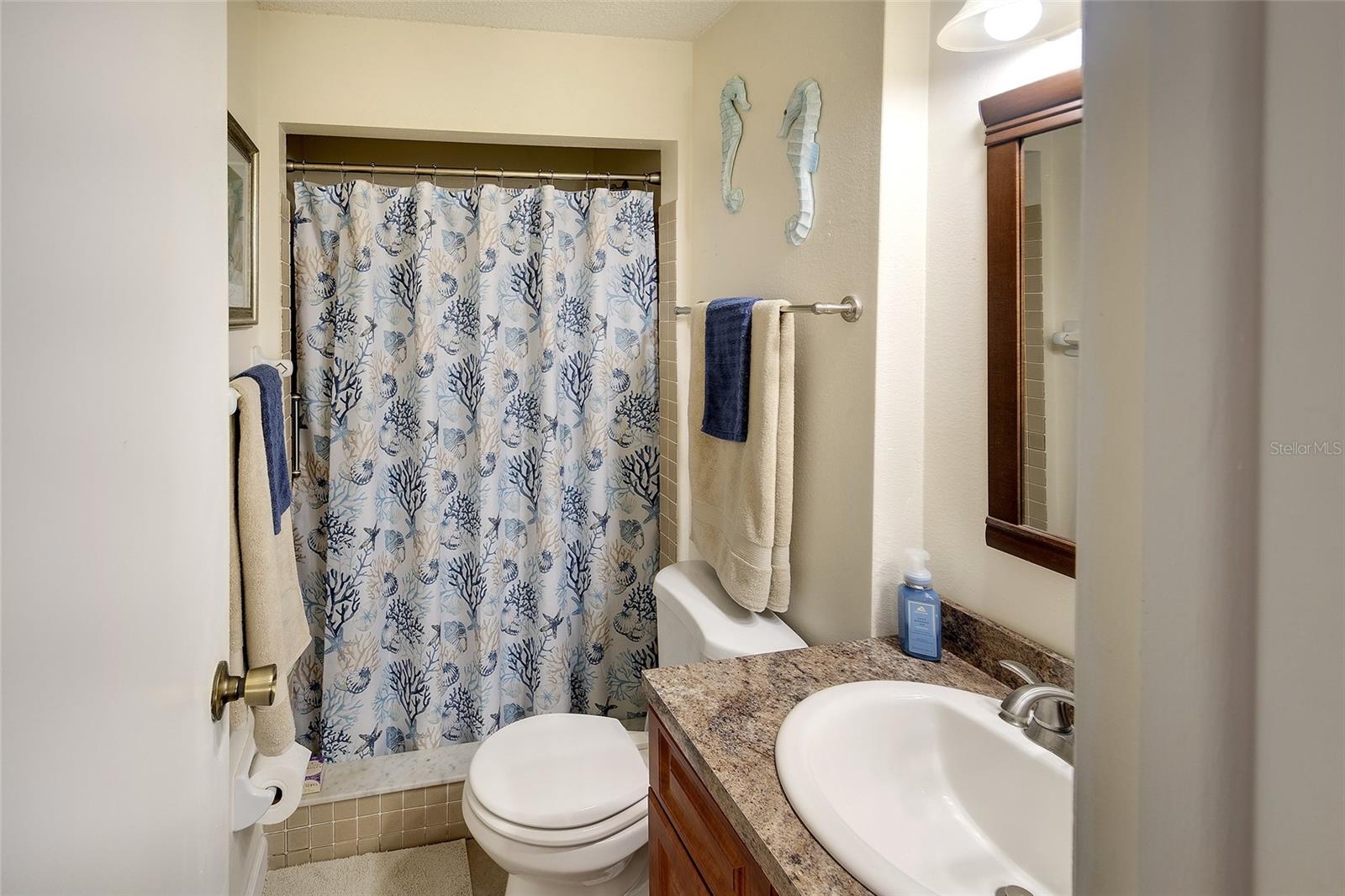 Image 17 of 24 For 5903 36th Avenue Circle W