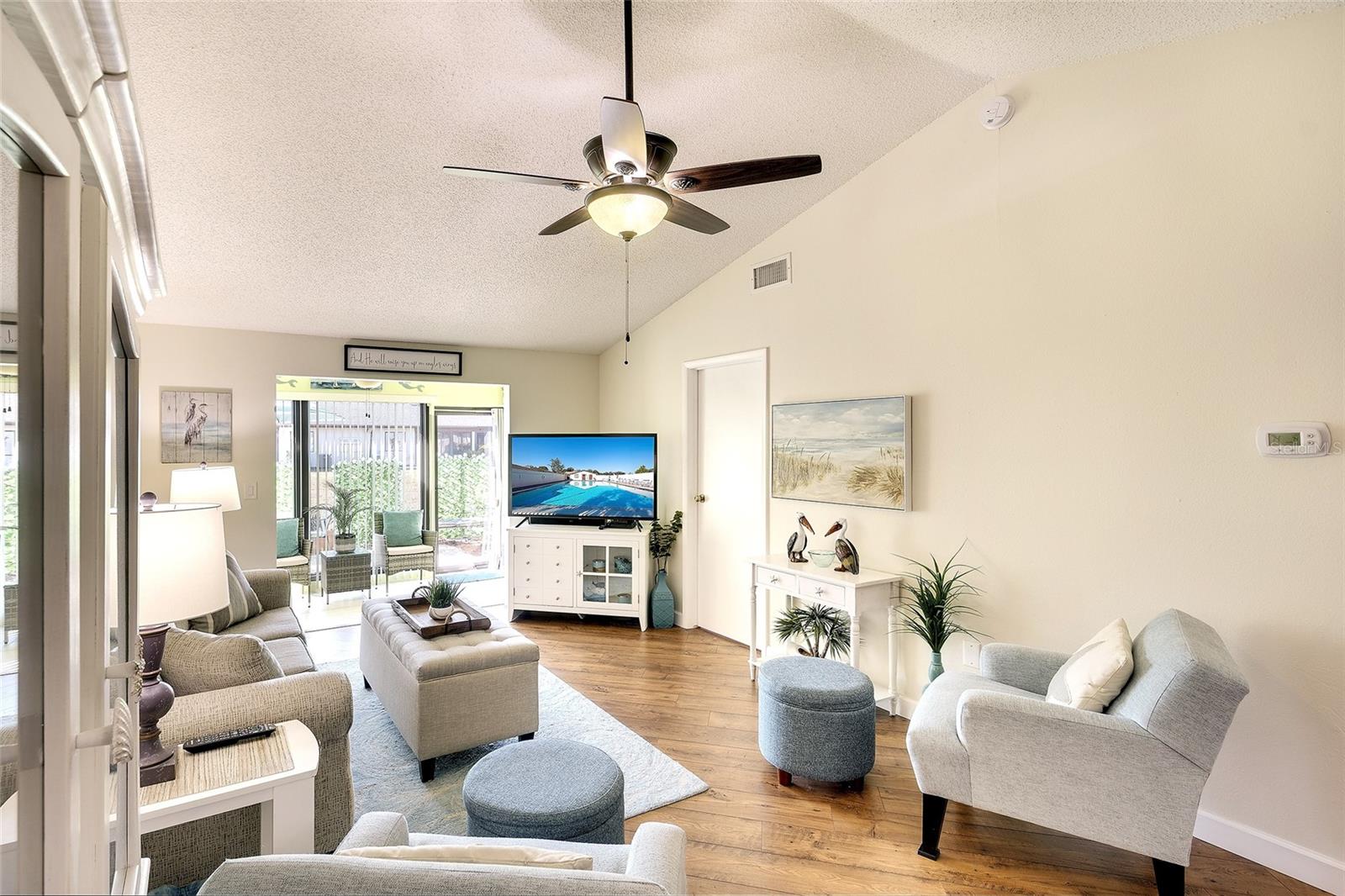 Image 7 of 24 For 5903 36th Avenue Circle W