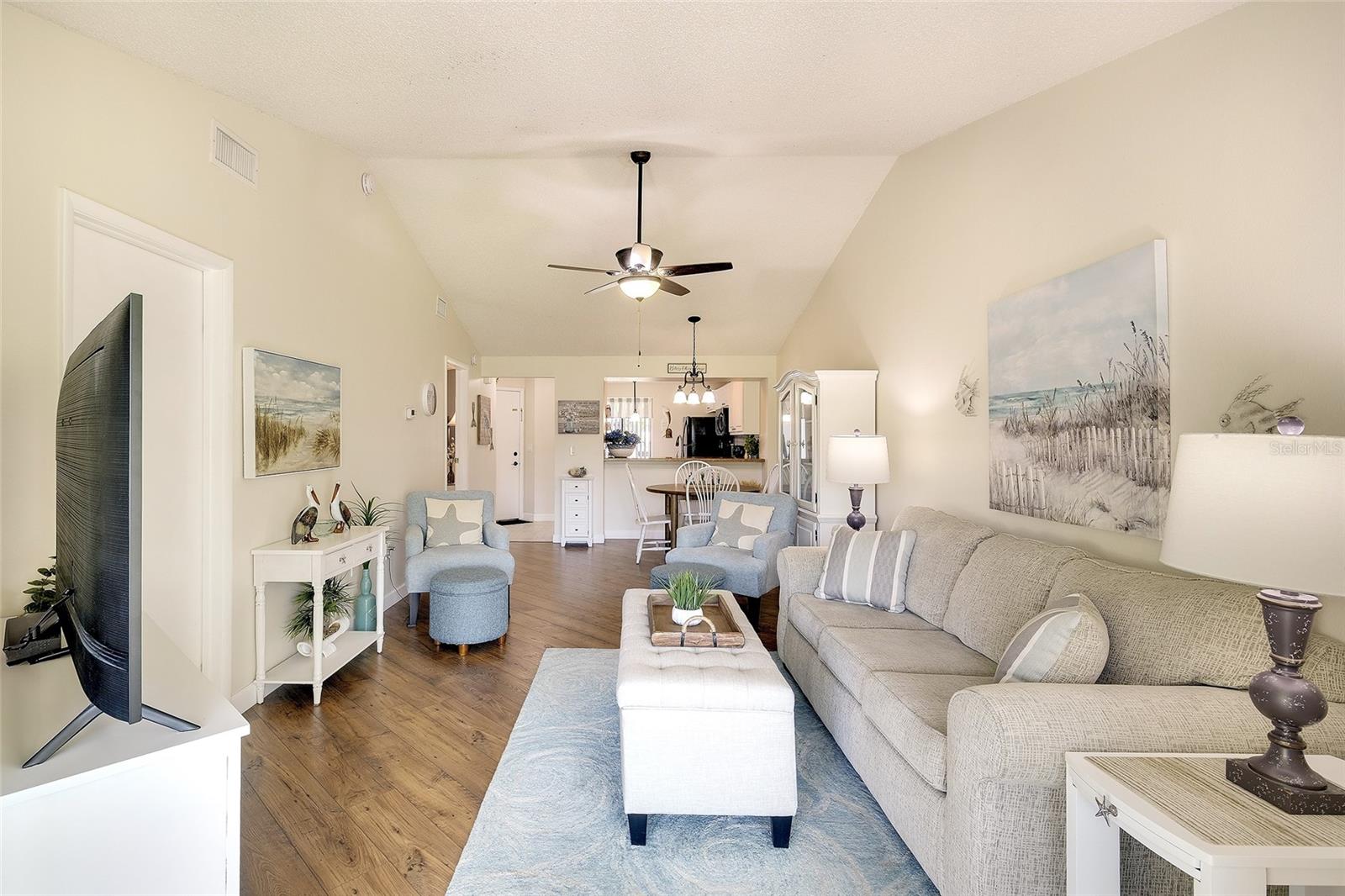 Image 8 of 24 For 5903 36th Avenue Circle W