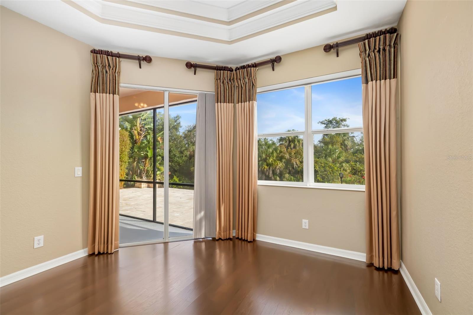 Image 16 of 50 For 243 Petrel Trail