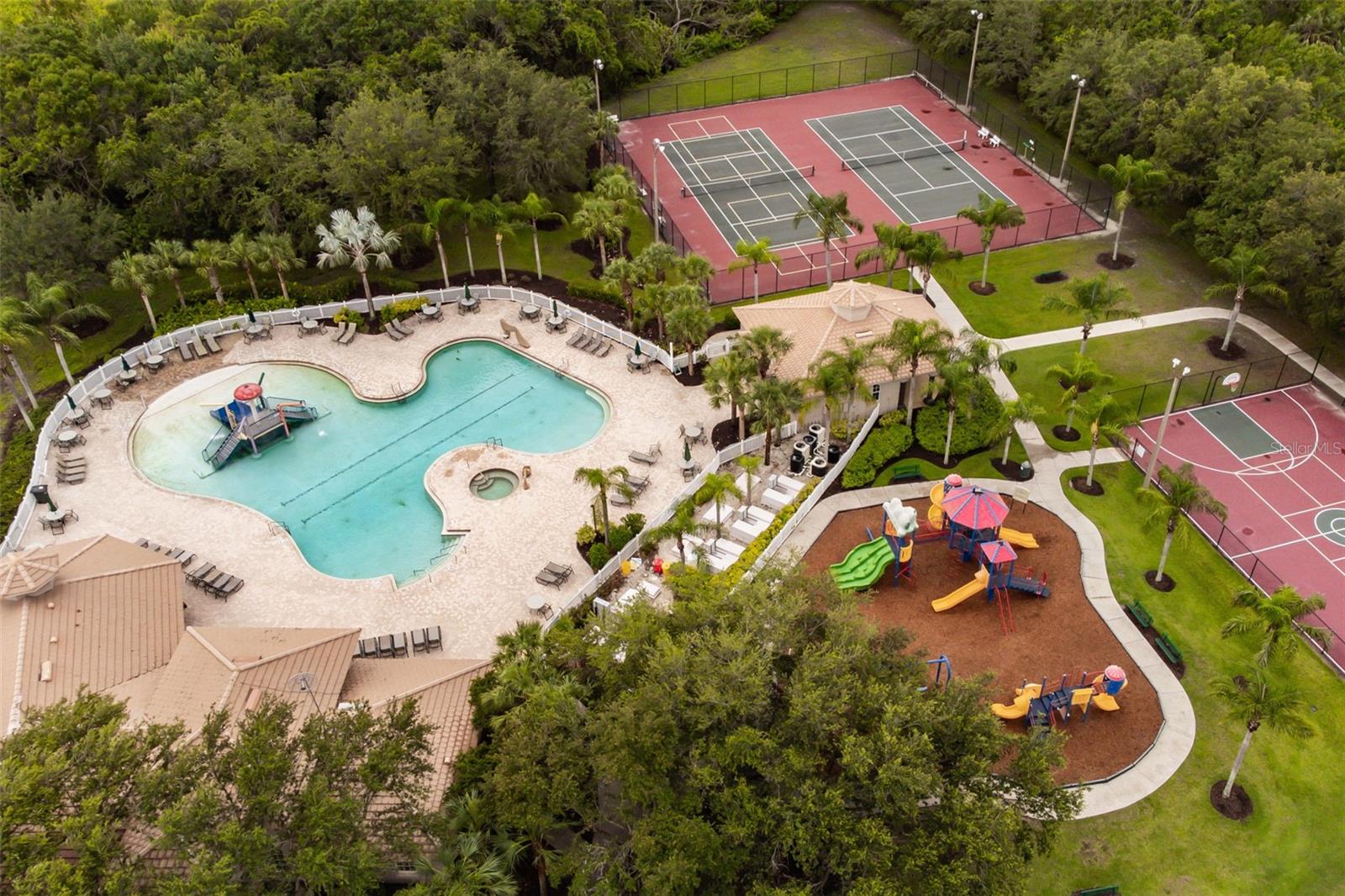 Image 41 of 50 For 243 Petrel Trail