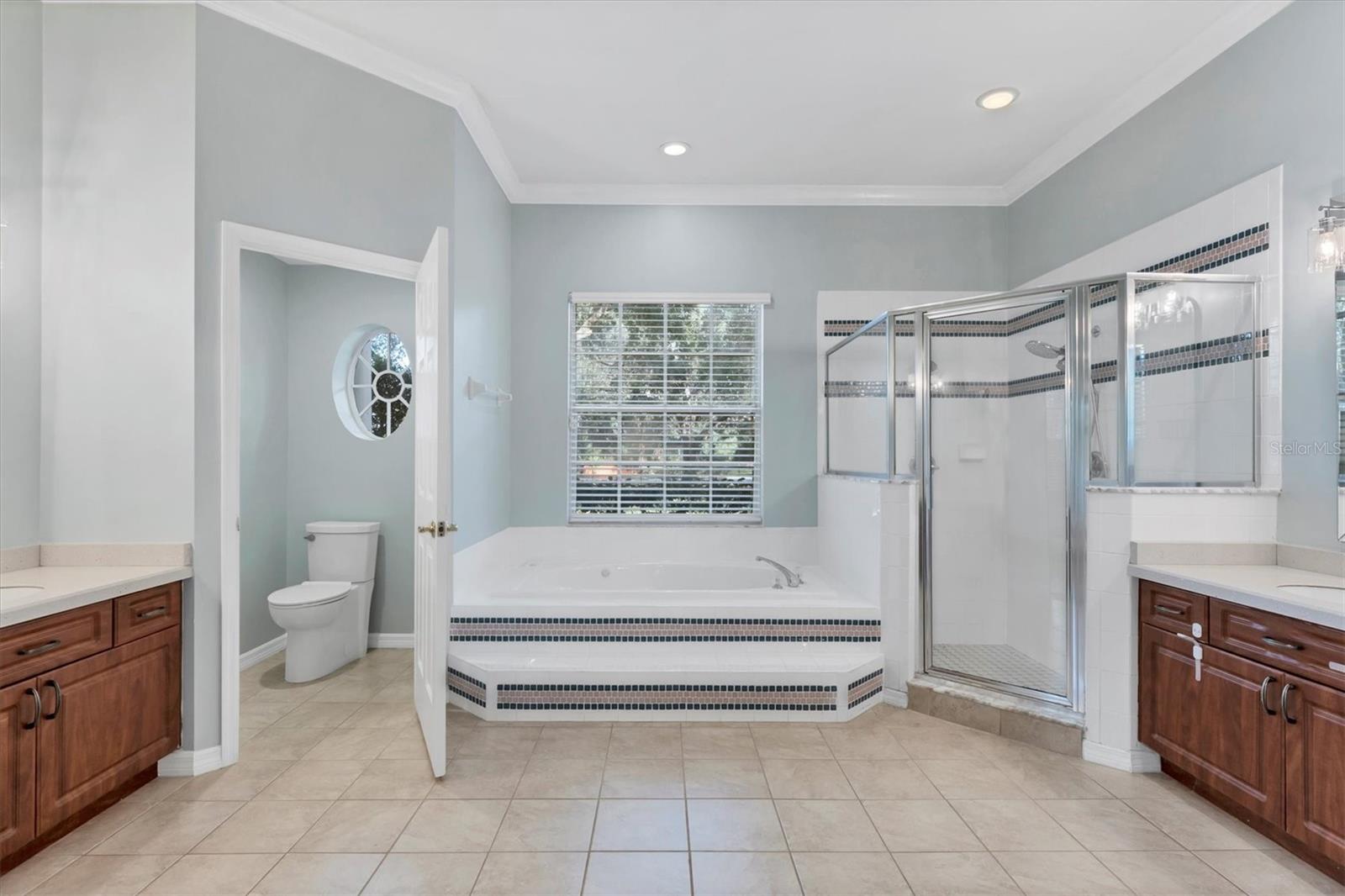 Image 23 of 49 For 5302 Forest Breeze Court