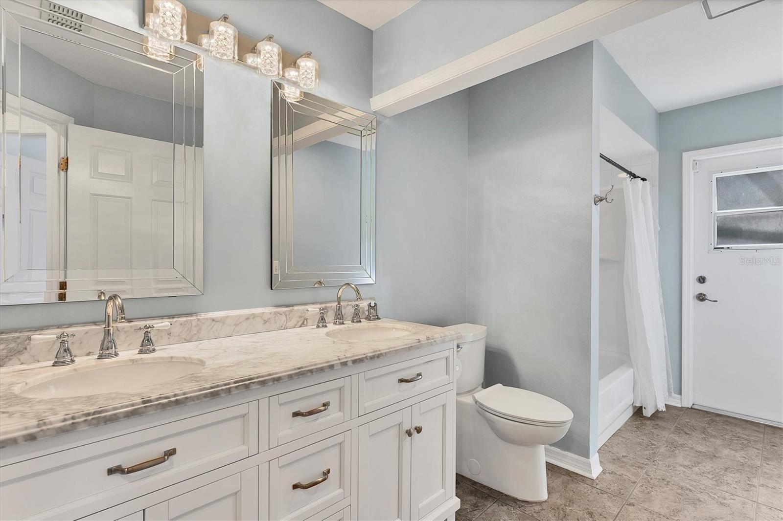 Image 28 of 49 For 5302 Forest Breeze Court