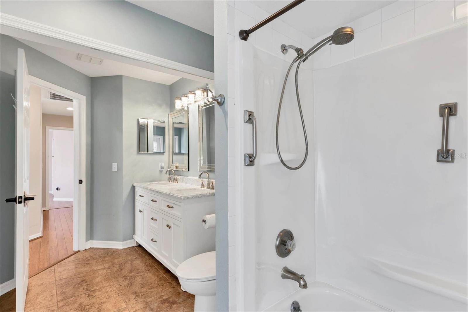 Image 29 of 49 For 5302 Forest Breeze Court