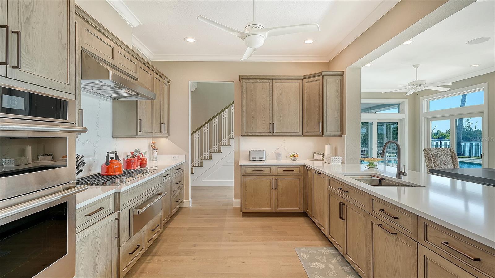 Image 32 of 100 For 878 Freeling Drive