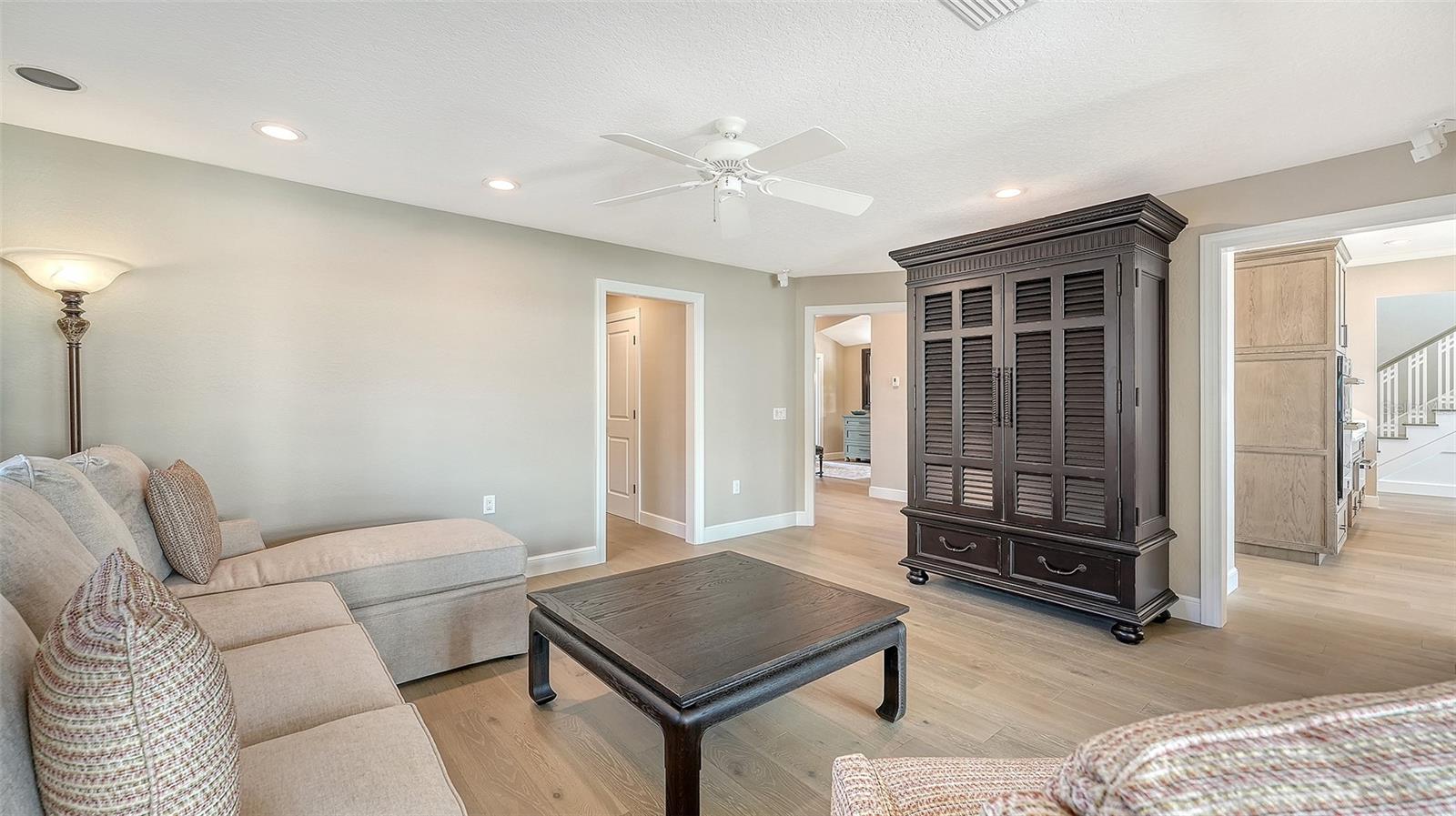 Image 39 of 100 For 878 Freeling Drive