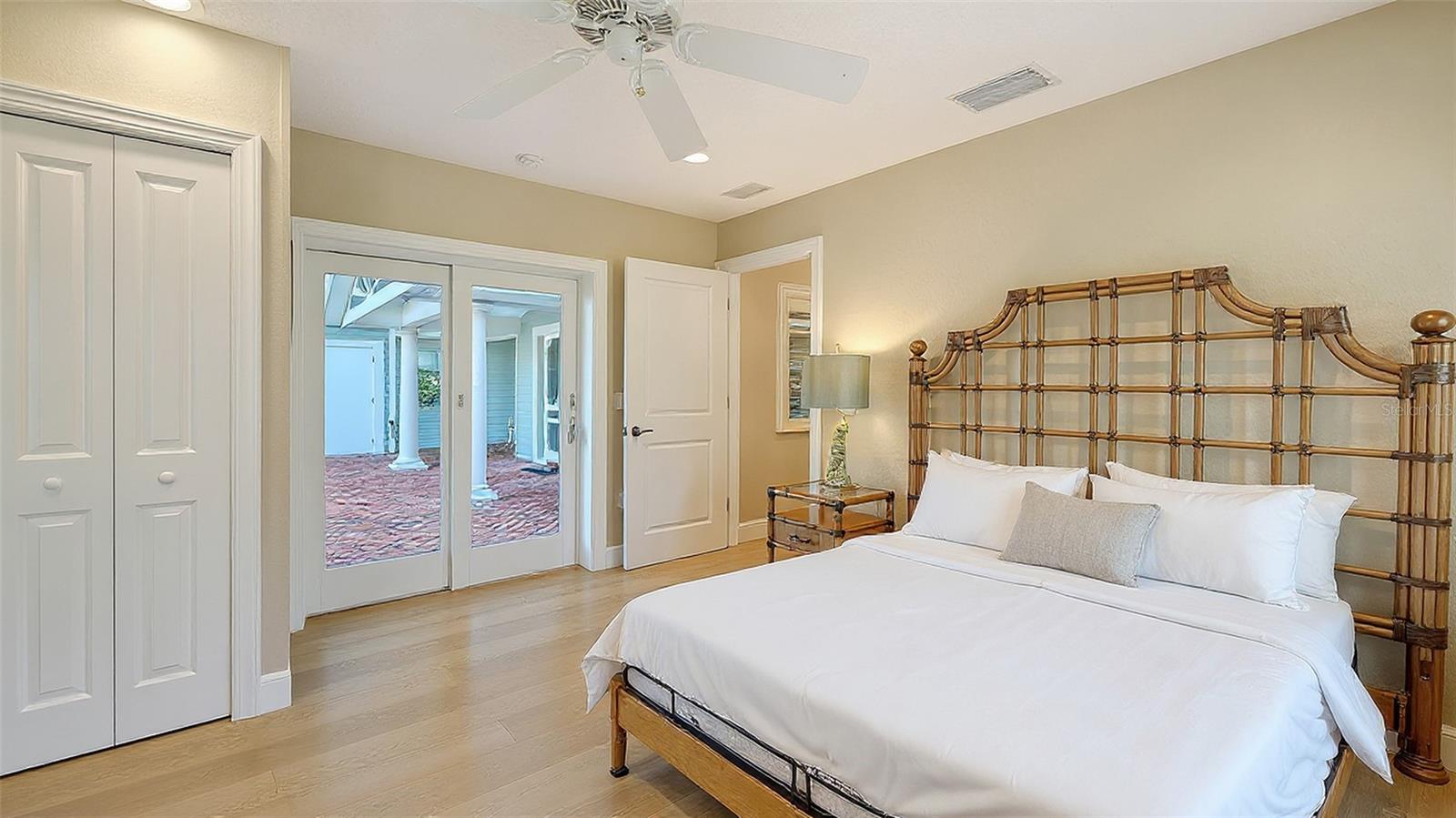 Image 41 of 100 For 878 Freeling Drive