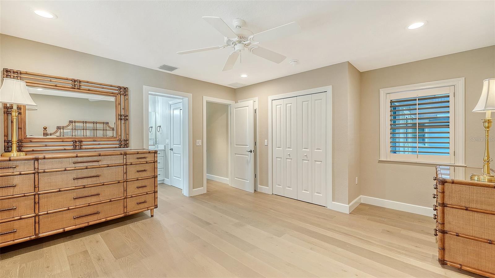 Image 46 of 100 For 878 Freeling Drive