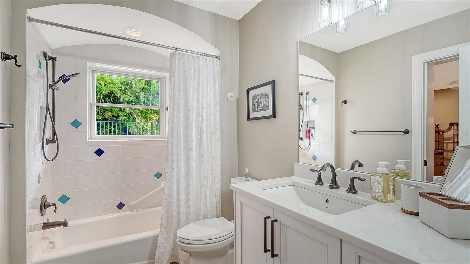 Image 47 of 100 For 878 Freeling Drive