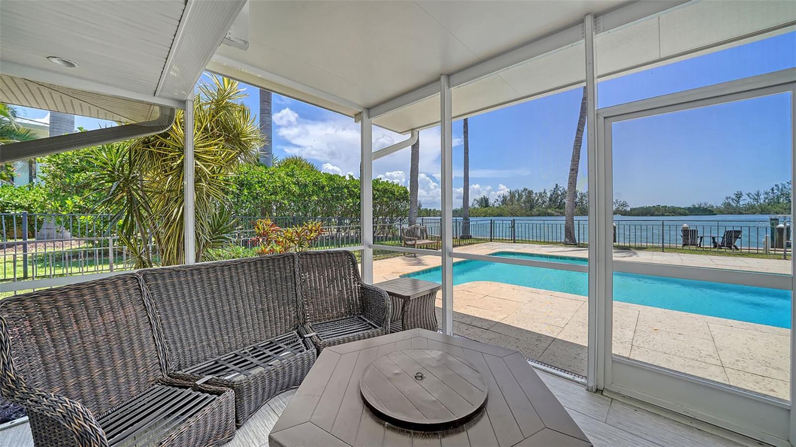 Image 61 of 100 For 878 Freeling Drive