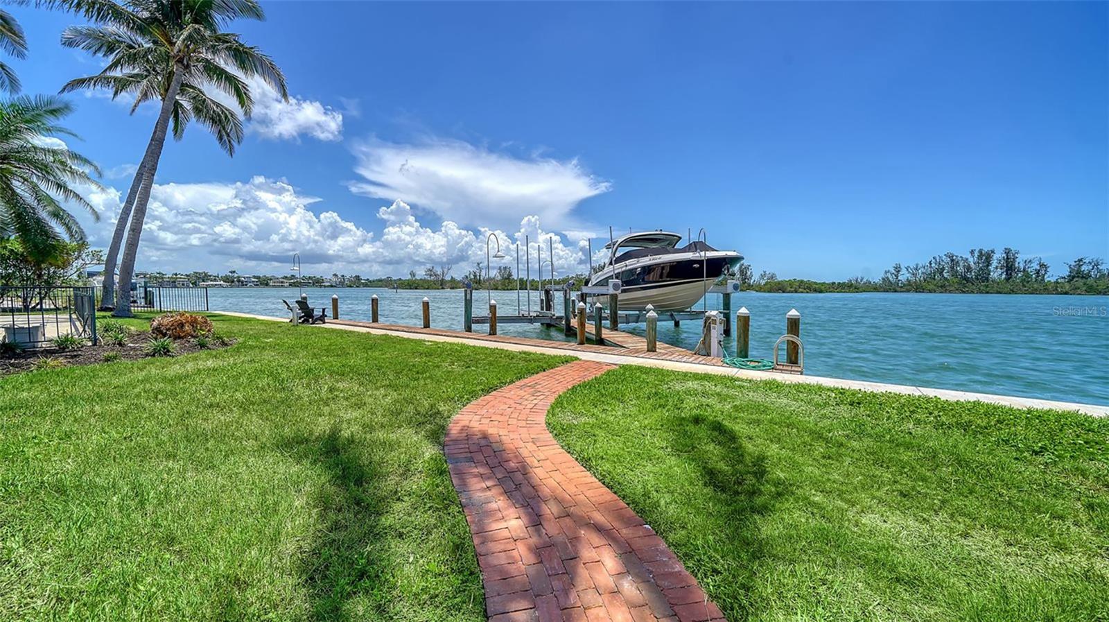 Image 69 of 100 For 878 Freeling Drive