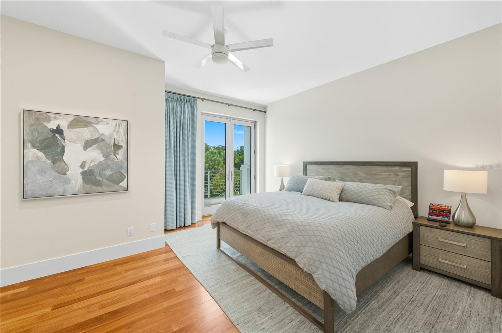 Image 20 of 90 For 3315 Bay Shore Road