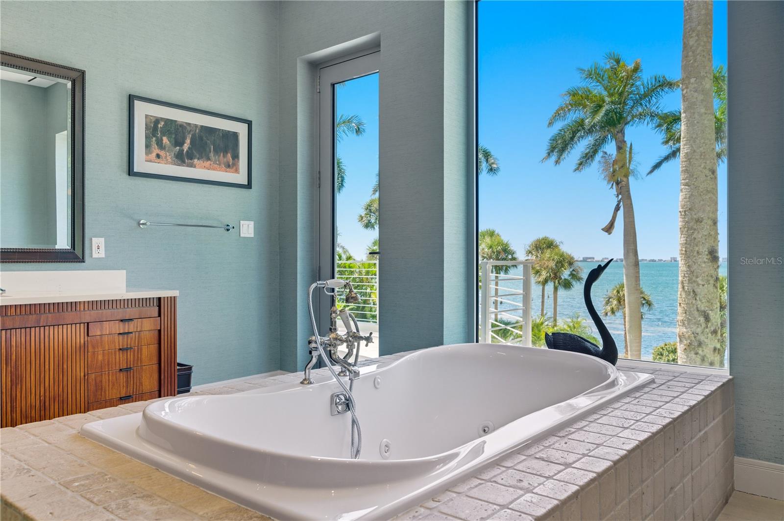 Image 30 of 90 For 3315 Bay Shore Road