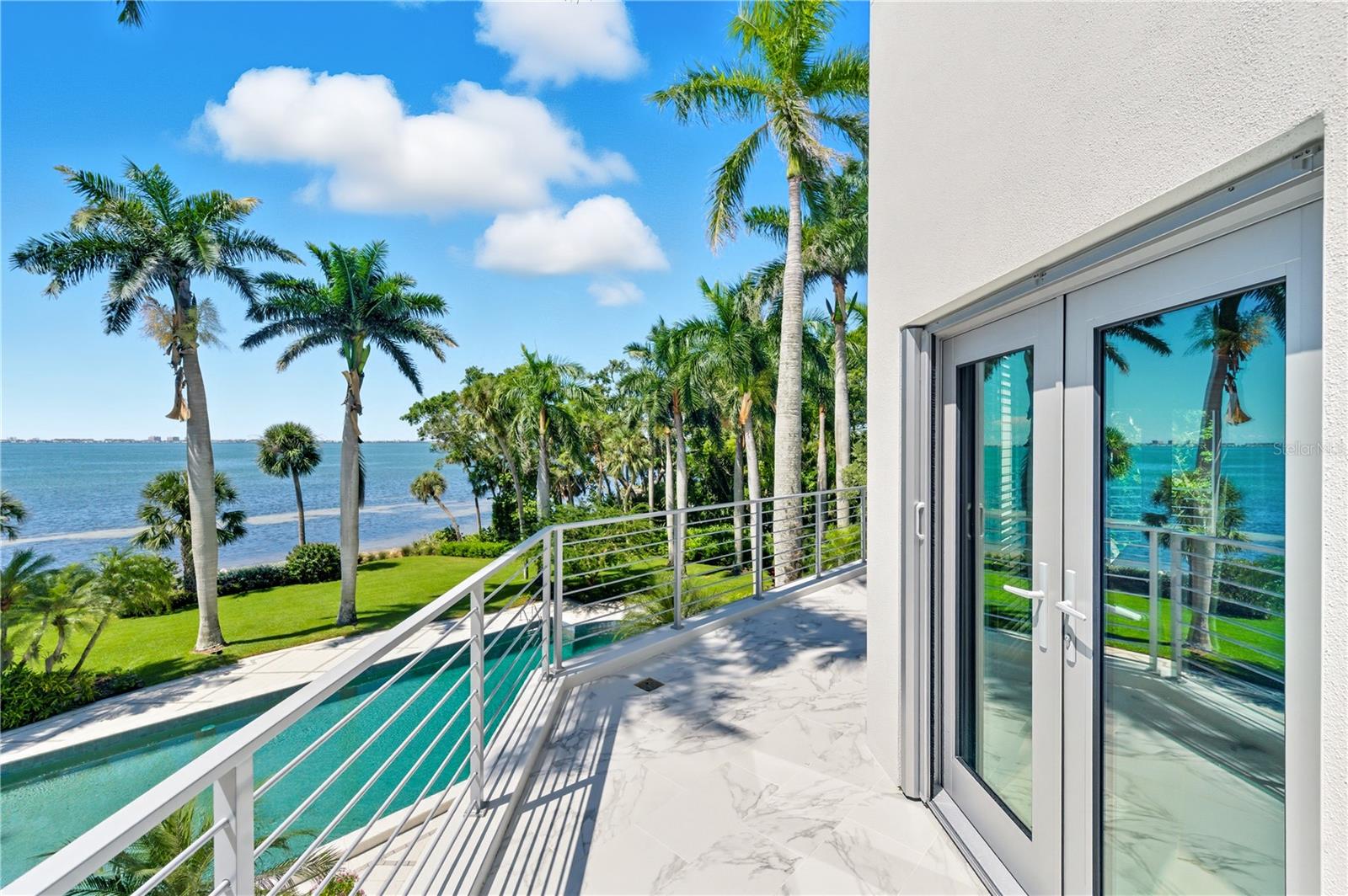 Image 67 of 90 For 3315 Bay Shore Road